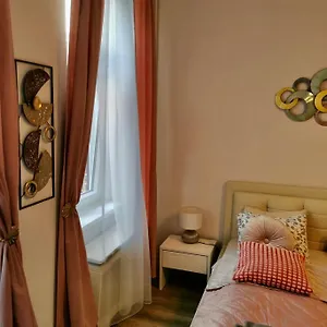 goldcentral-apartment-comfort.inbudapesthotels.com/
